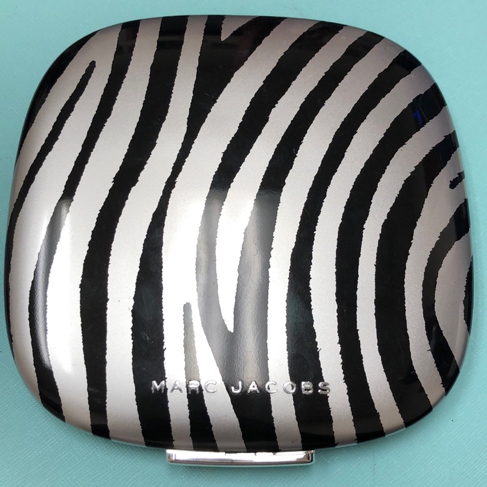 Marc Jacobs. 770 The Wild One.